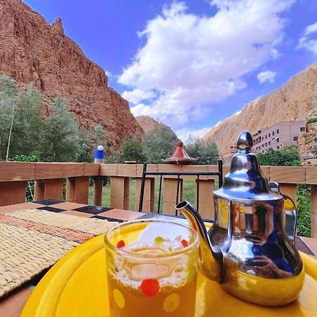 Riad Pizzeria Marhaba Akhendachou n'Ait Ouffi エクステリア 写真