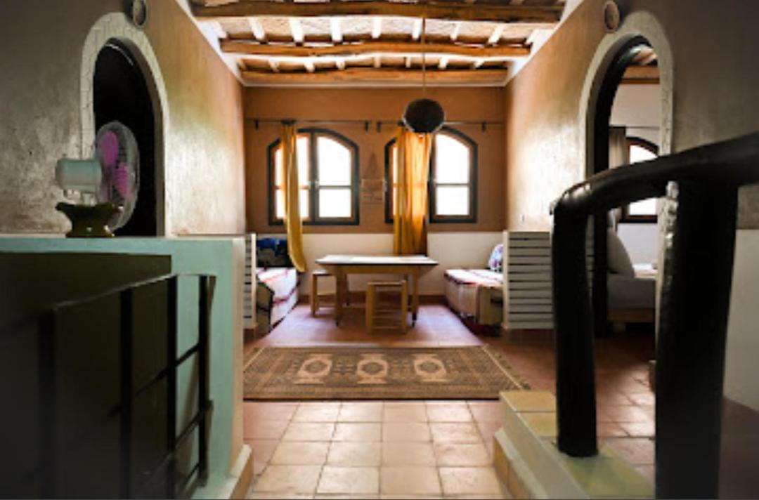 Riad Pizzeria Marhaba Akhendachou n'Ait Ouffi エクステリア 写真