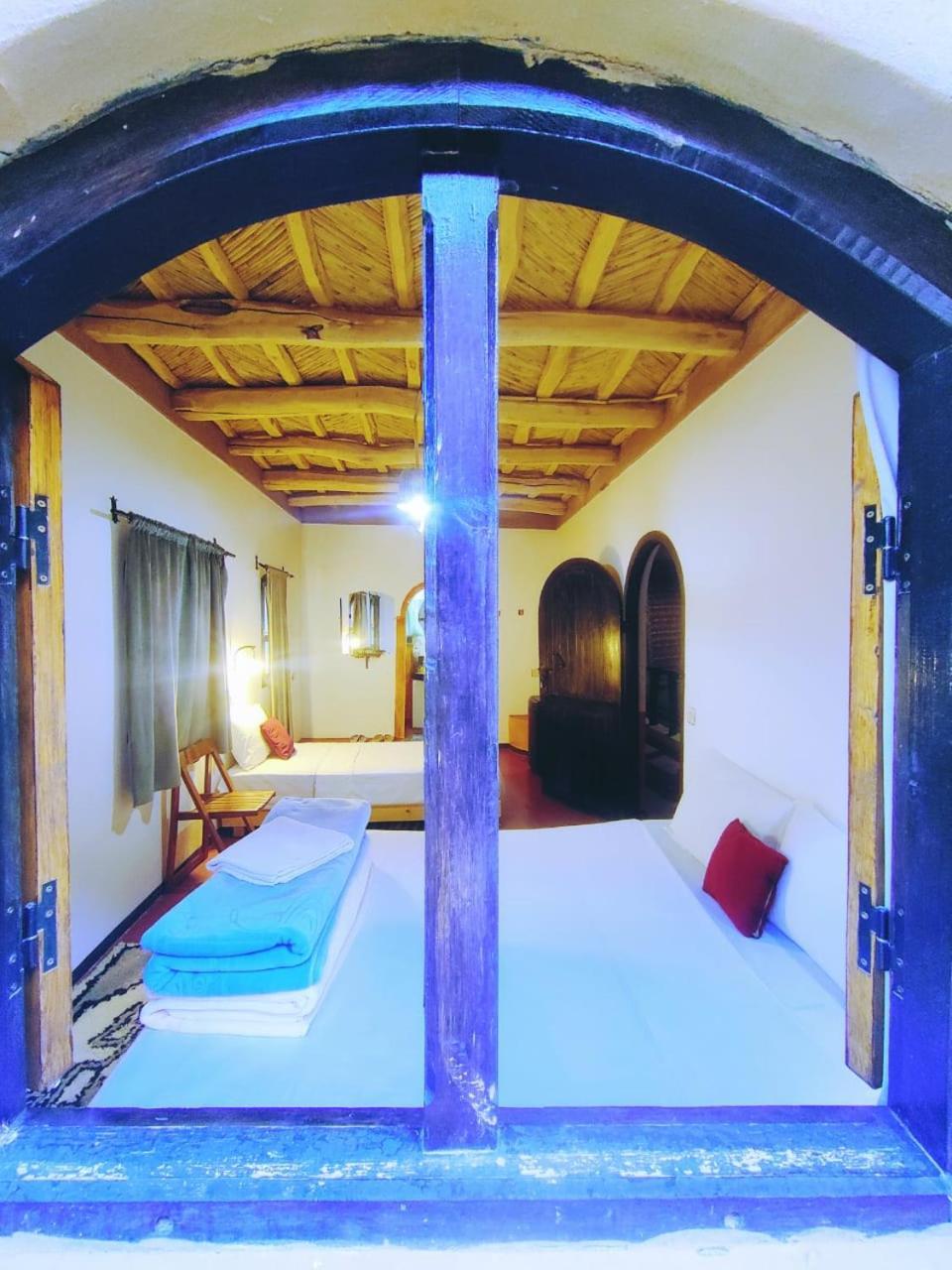 Riad Pizzeria Marhaba Akhendachou n'Ait Ouffi エクステリア 写真