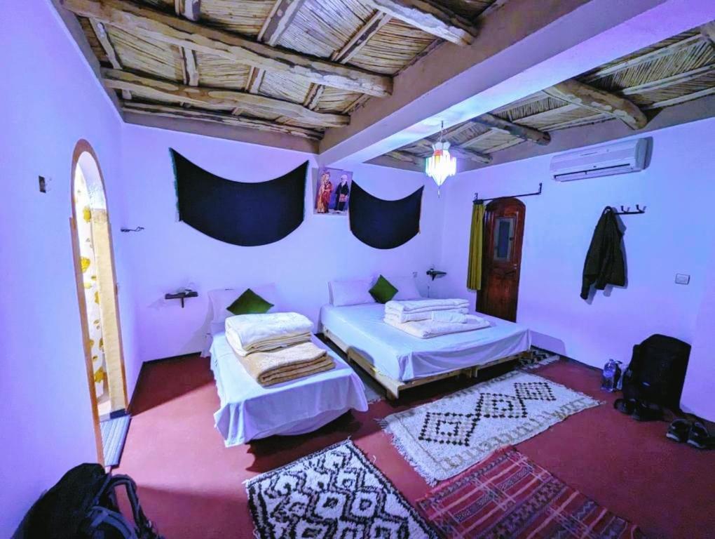 Riad Pizzeria Marhaba Akhendachou n'Ait Ouffi エクステリア 写真