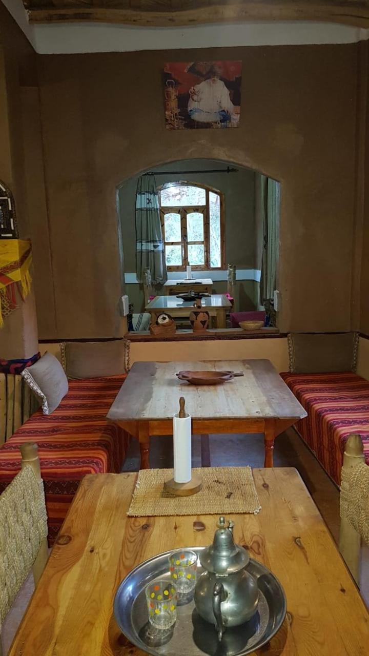 Riad Pizzeria Marhaba Akhendachou n'Ait Ouffi エクステリア 写真
