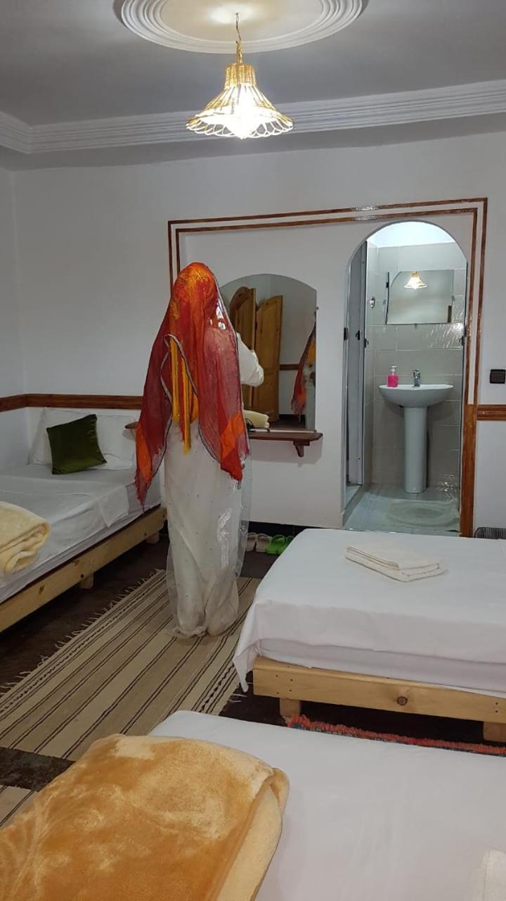 Riad Pizzeria Marhaba Akhendachou n'Ait Ouffi エクステリア 写真