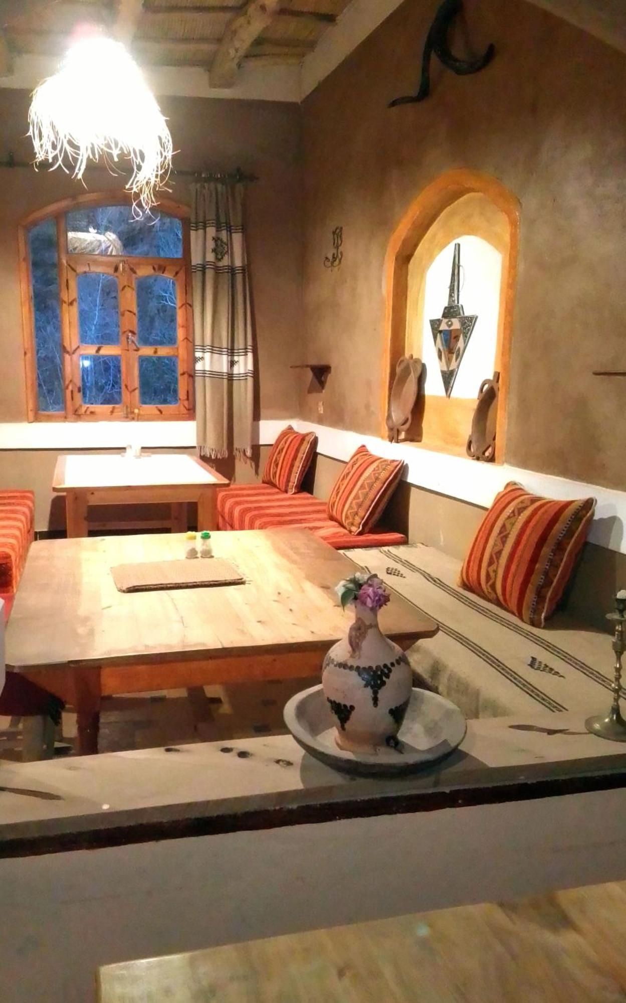Riad Pizzeria Marhaba Akhendachou n'Ait Ouffi 部屋 写真